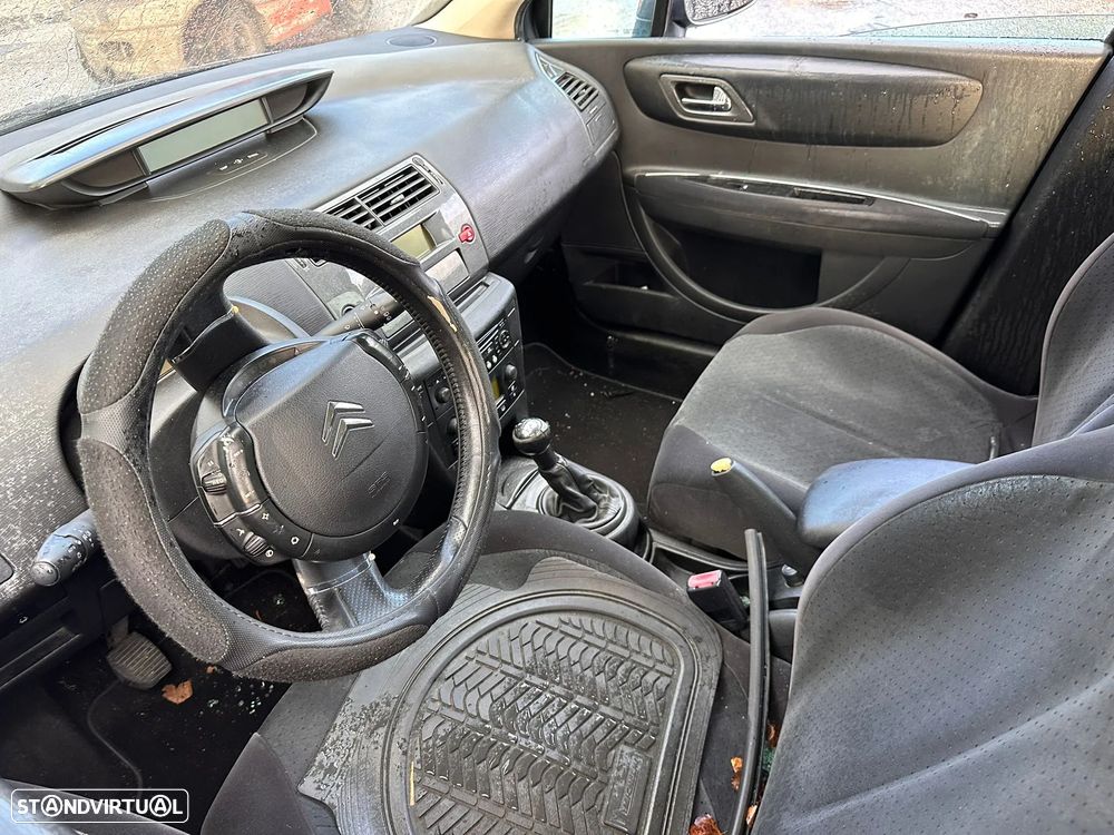 Citroën C4 I 1.6 HDI Diesel 109 cv  80kW de 2008 - 4