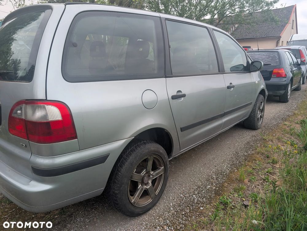 Ford Galaxy TDI Trend - 3