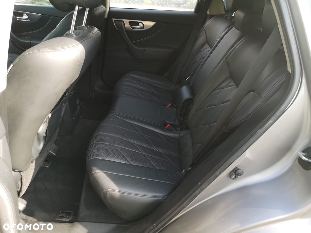 Infiniti FX FX37 AWD GT Premium - 30