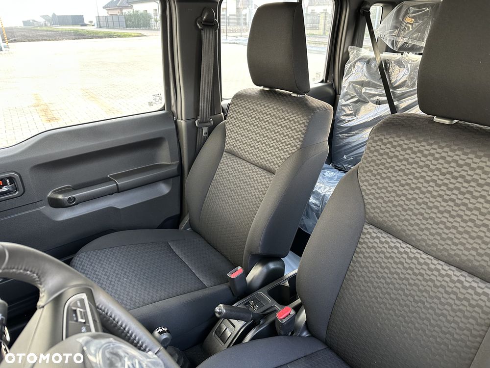 Suzuki Jimny 1.5 Elegance - 13