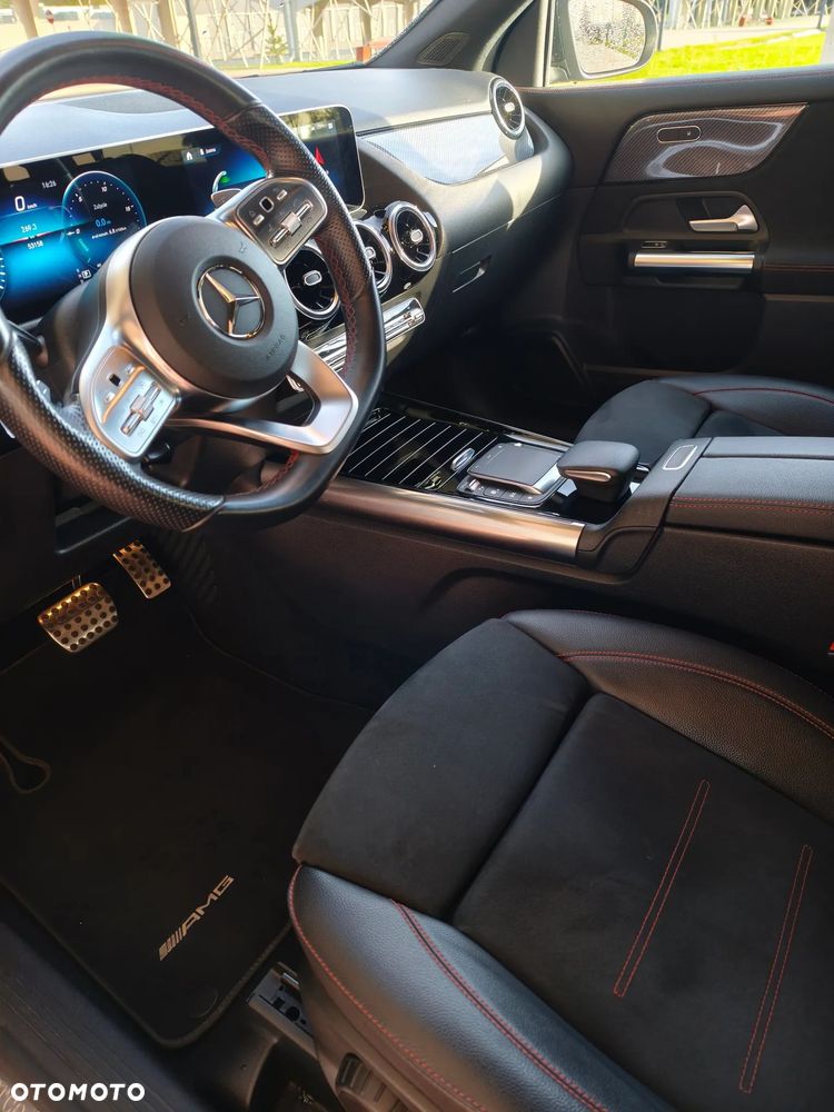 Mercedes-Benz GLA 200 AMG Line - 12