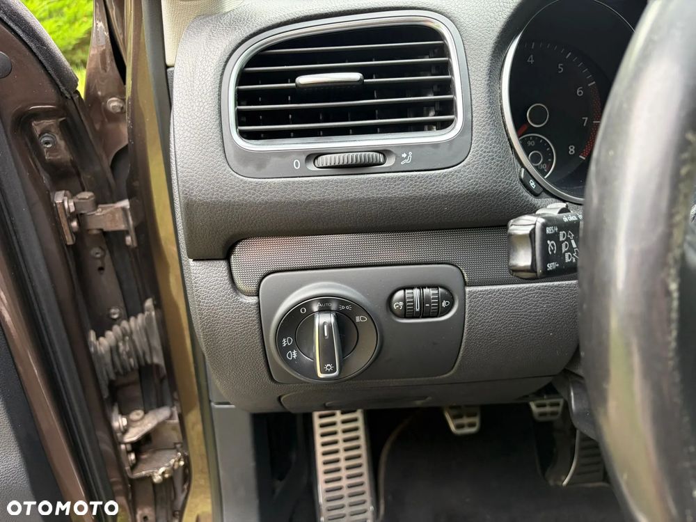 Volkswagen Golf 1.4 Style - 16