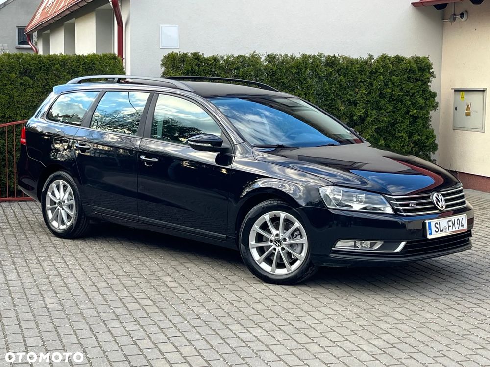 Volkswagen Passat 2.0 TDI DPF Highline - 14