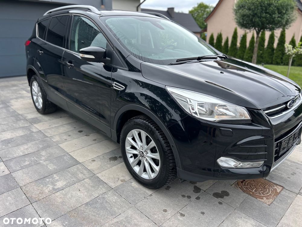Ford Kuga 1.5 EcoBoost 2x4 Titanium - 6