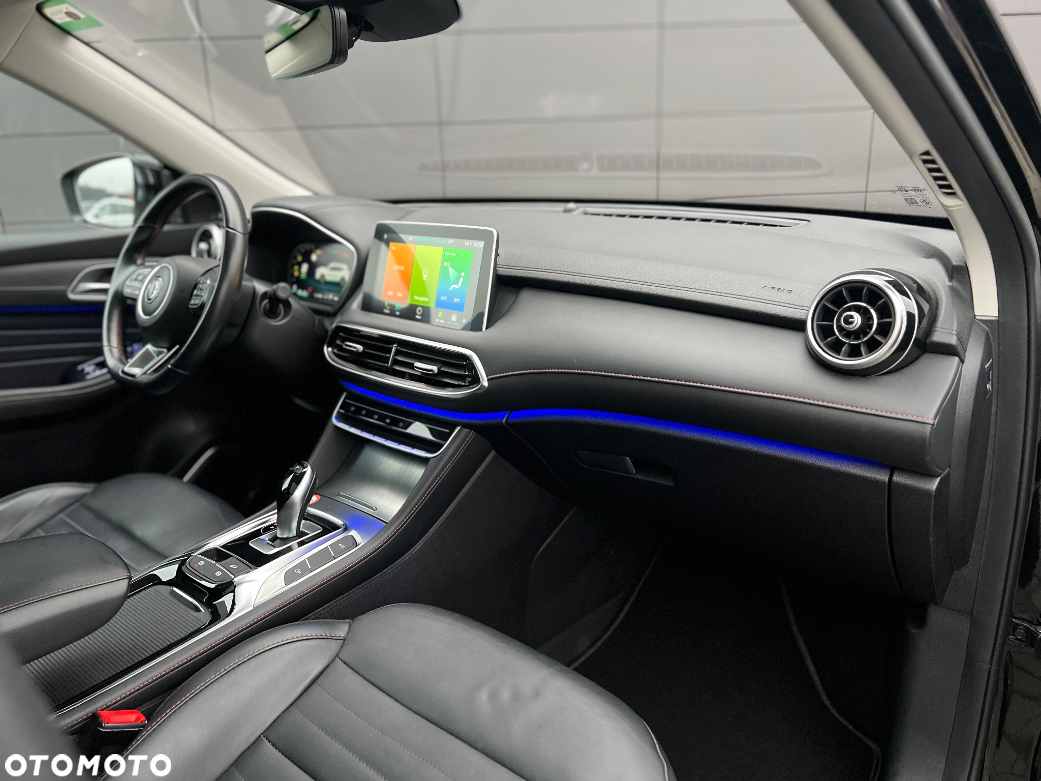 MG EHS 1.5T-GDI PHEV Luxury - 27