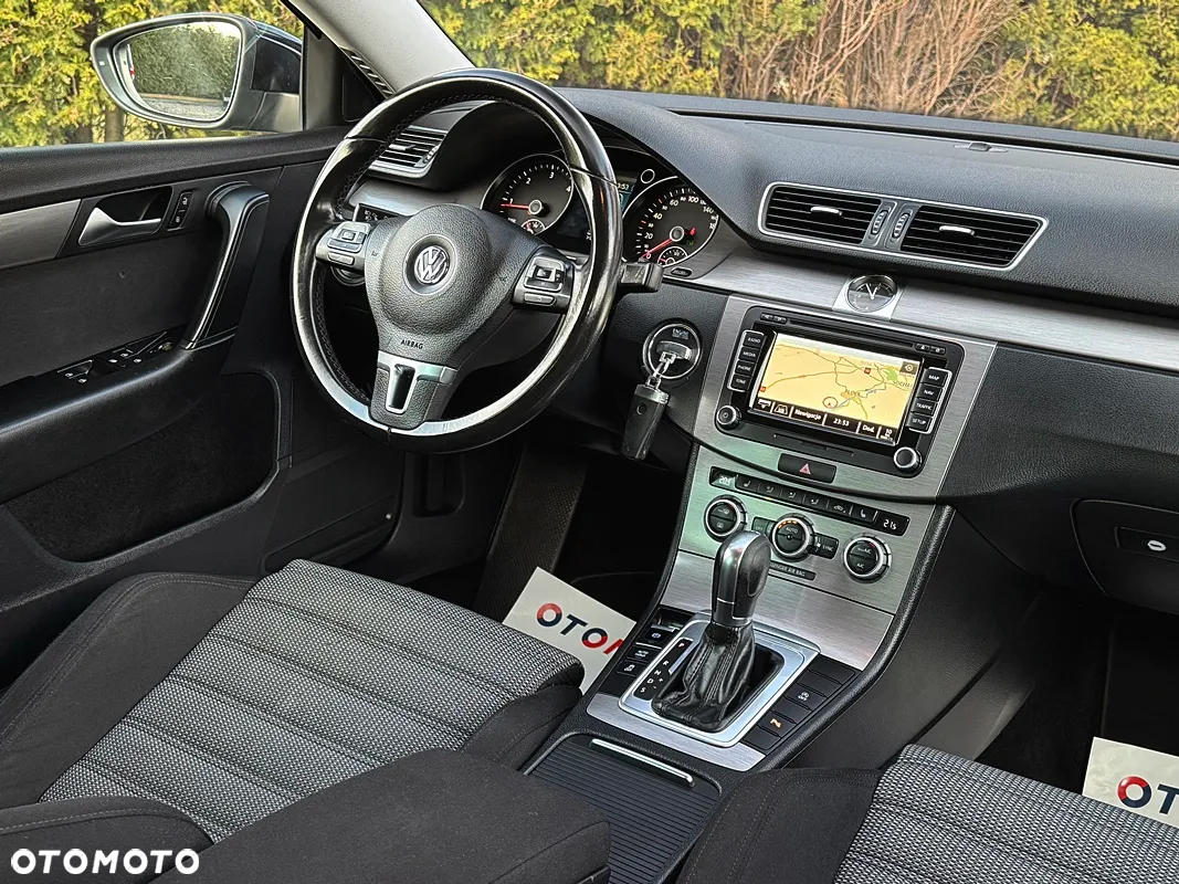 Volkswagen Passat 2.0 TDI Highline DSG - 15