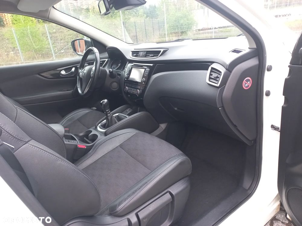 Nissan Qashqai 1.6 DCi Tekna+ - 7