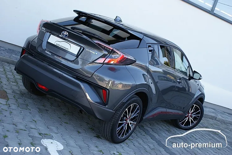 Toyota C-HR 1.8 Hybrid Neon Lime powered by JBL - 37