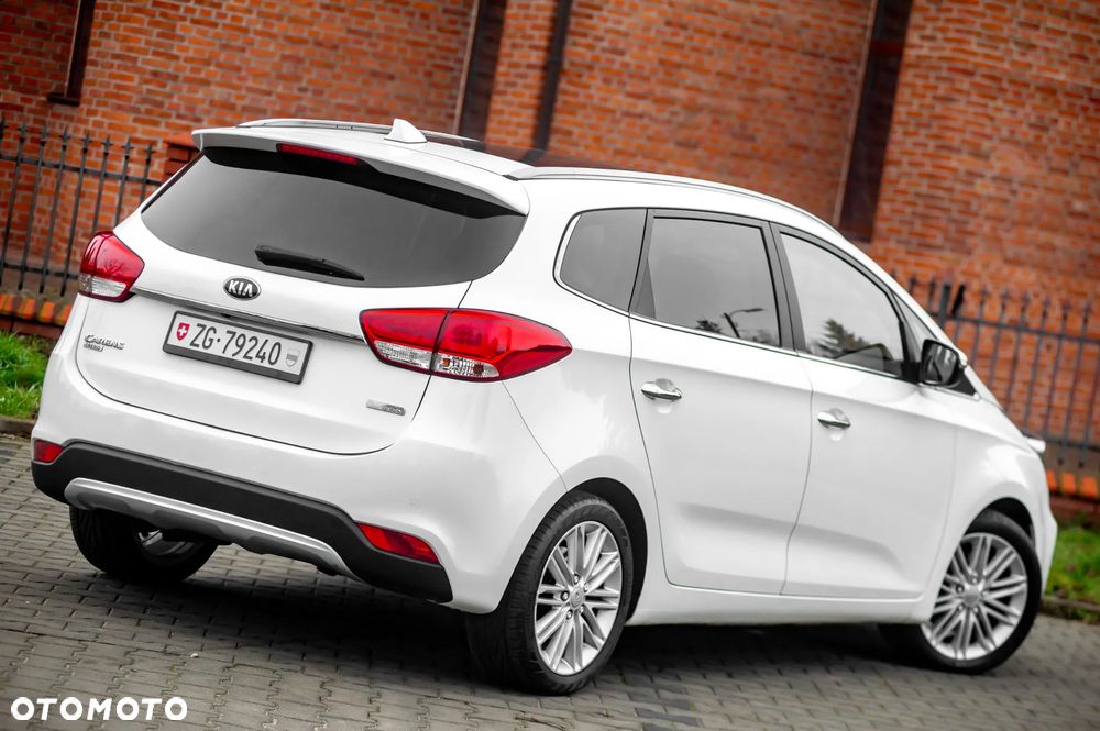Kia Carens 1.7 CRDi Business Line 7os 7DCT - 16