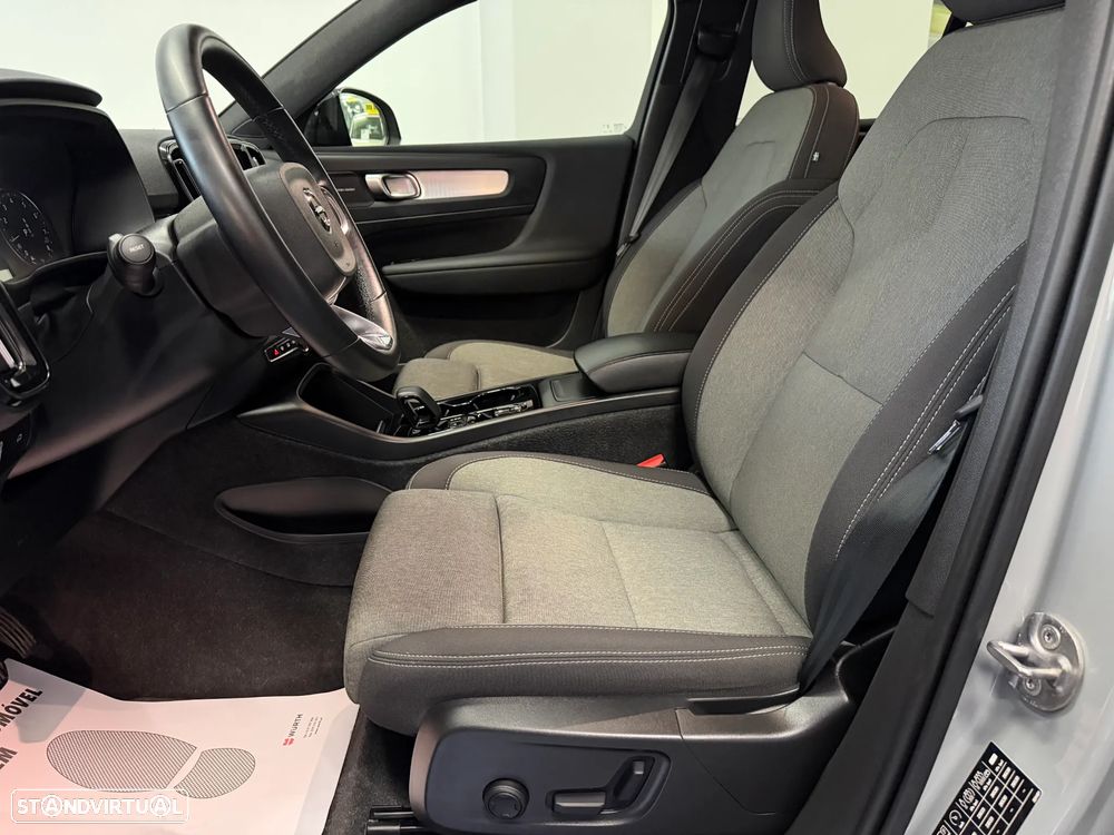 Volvo XC 40 1.5 T2 Plus Dark Auto - 30
