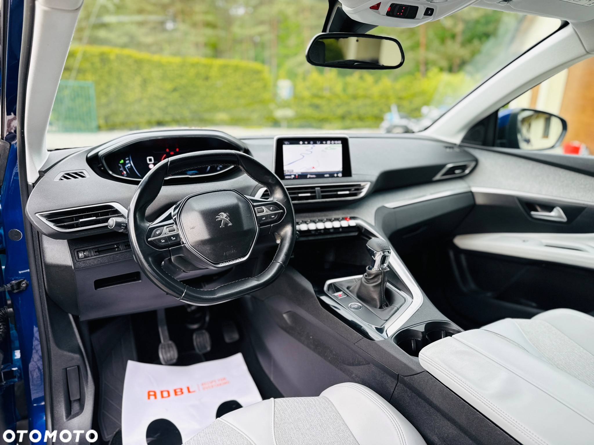 Peugeot 3008 1.5 BlueHDi Allure S&S - 5