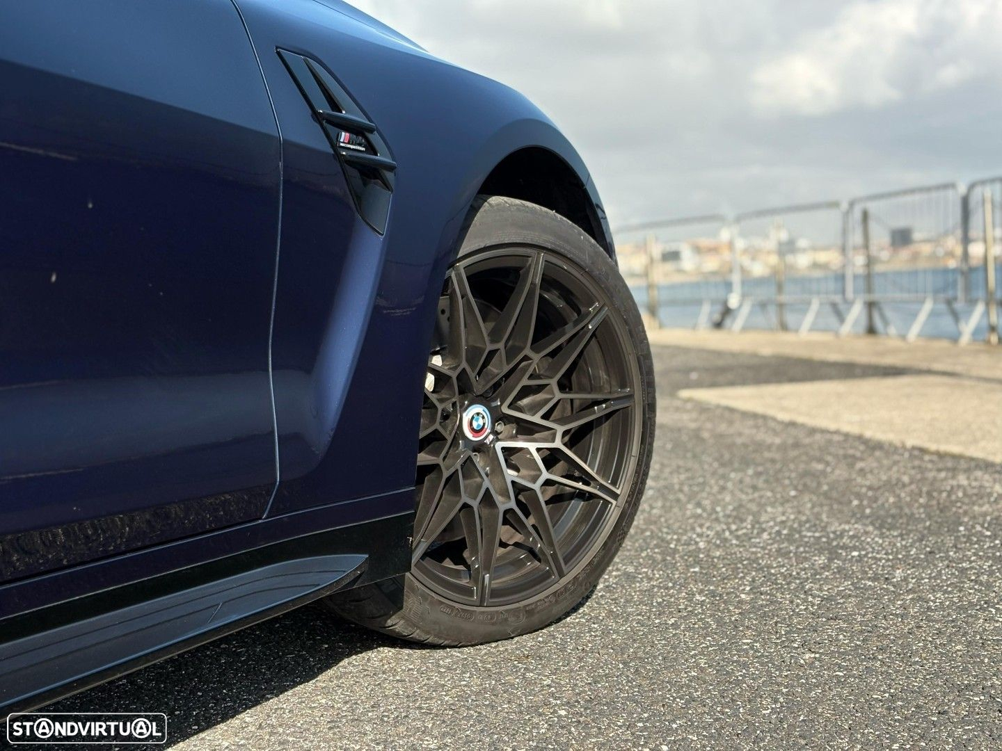 BMW M4 Competition xDrive Pack 50 anos M - 22