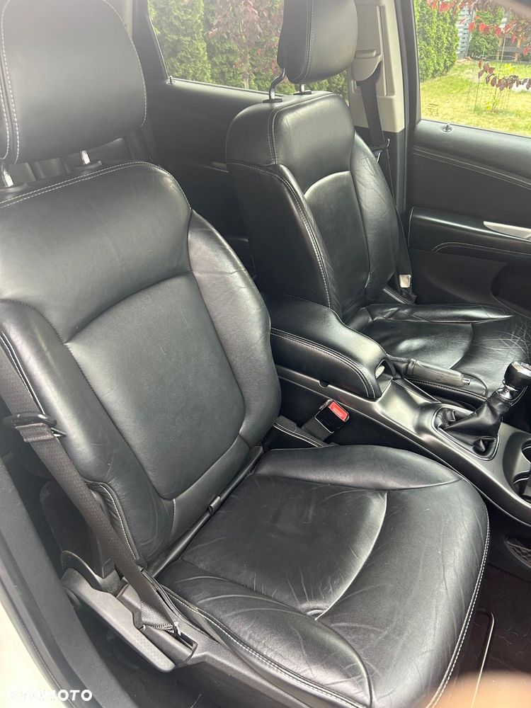 Fiat Freemont 2.0 Multijet 16V DPF Urban - 32