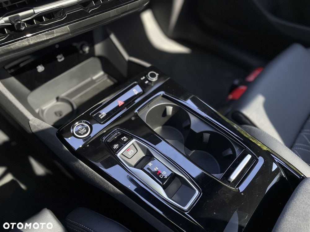 Audi Q6 e-tron - 22