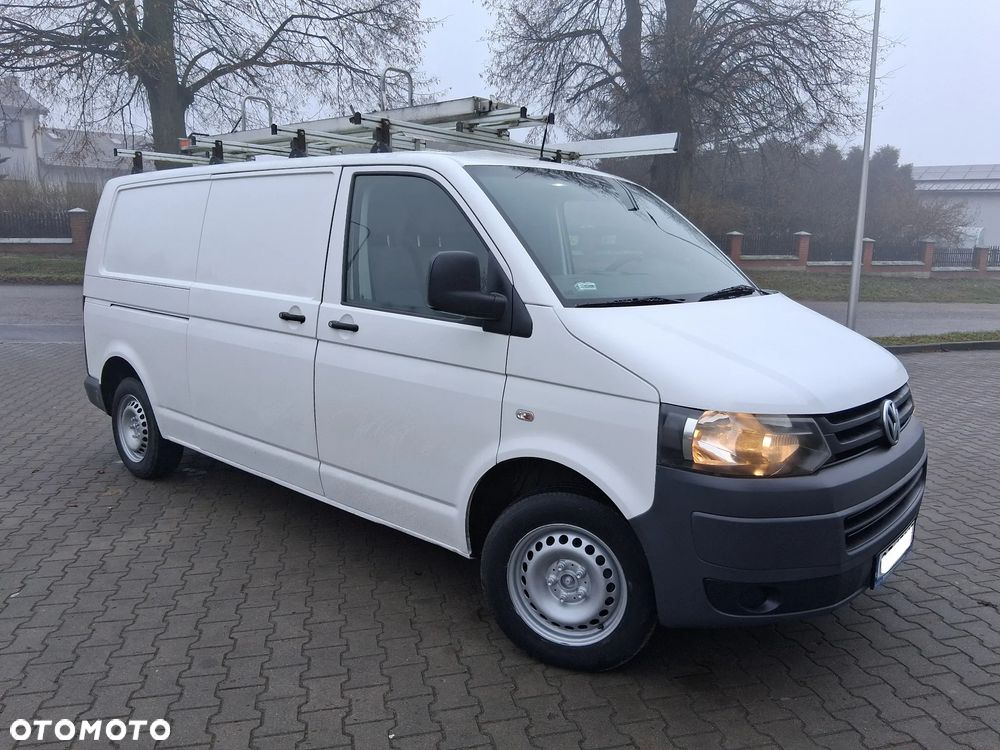 Volkswagen Transporter - 2