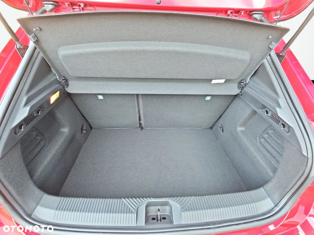 Renault Clio 1.8 E-TECH Full Hybrid 160 Techno - 36