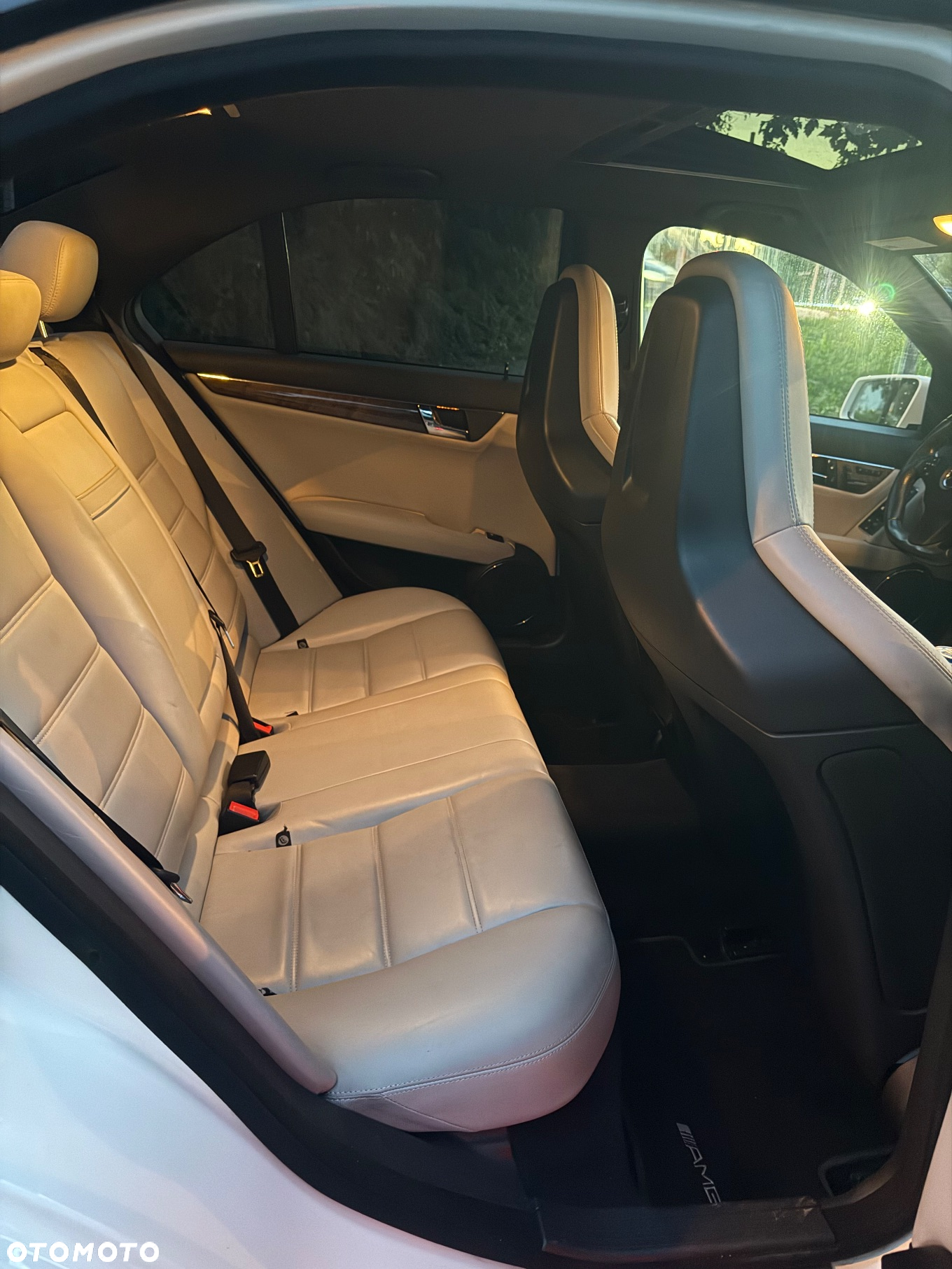 Mercedes-Benz Klasa C 63 AMG 7G-TRONIC - 8