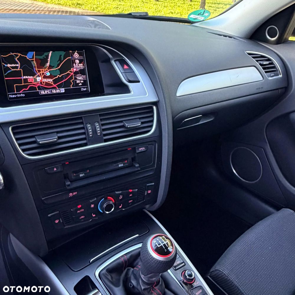 Audi A4 Avant 2.0 TDI DPF S line Sportpaket - 16