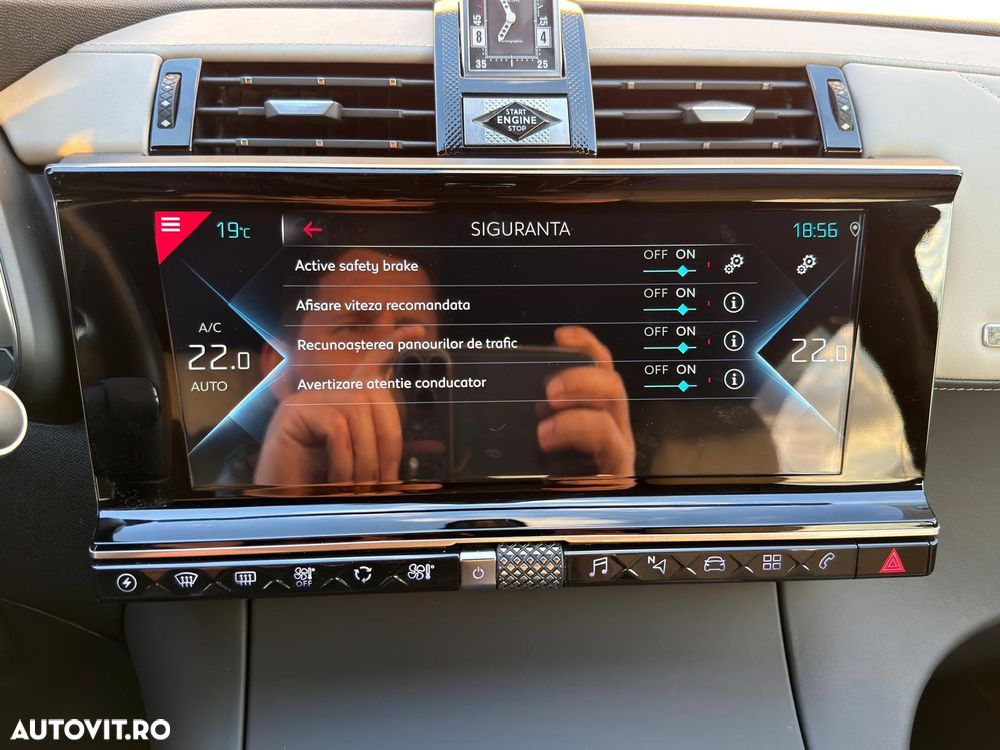 DS Automobiles DS 7 Crossback - 35