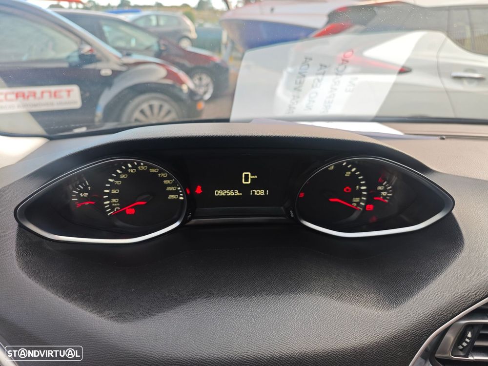 Peugeot 308 1.6 BlueHDi Style - 17