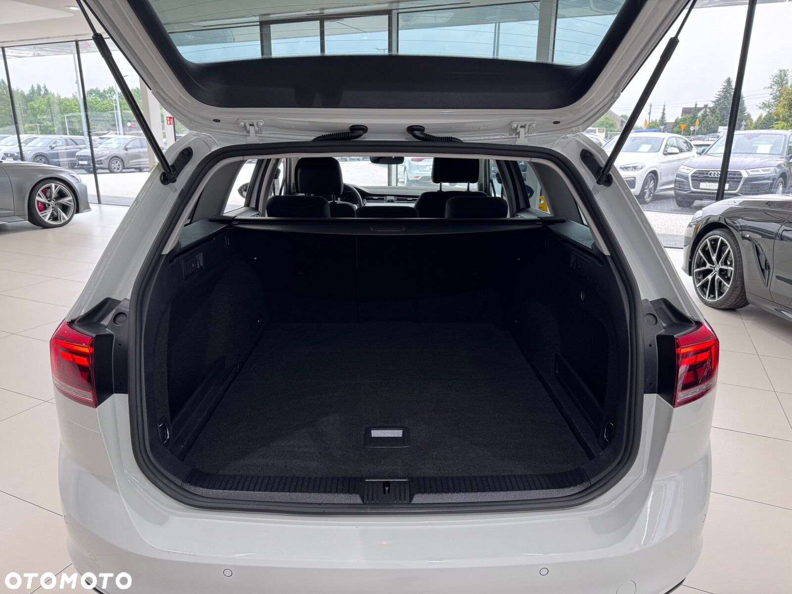 Volkswagen Passat 1.5 TSI EVO Business - 17