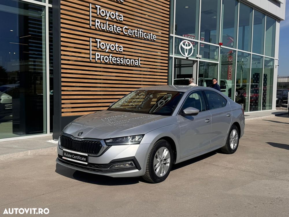 Skoda Octavia 2.0 TDI DSG Ambition - 2