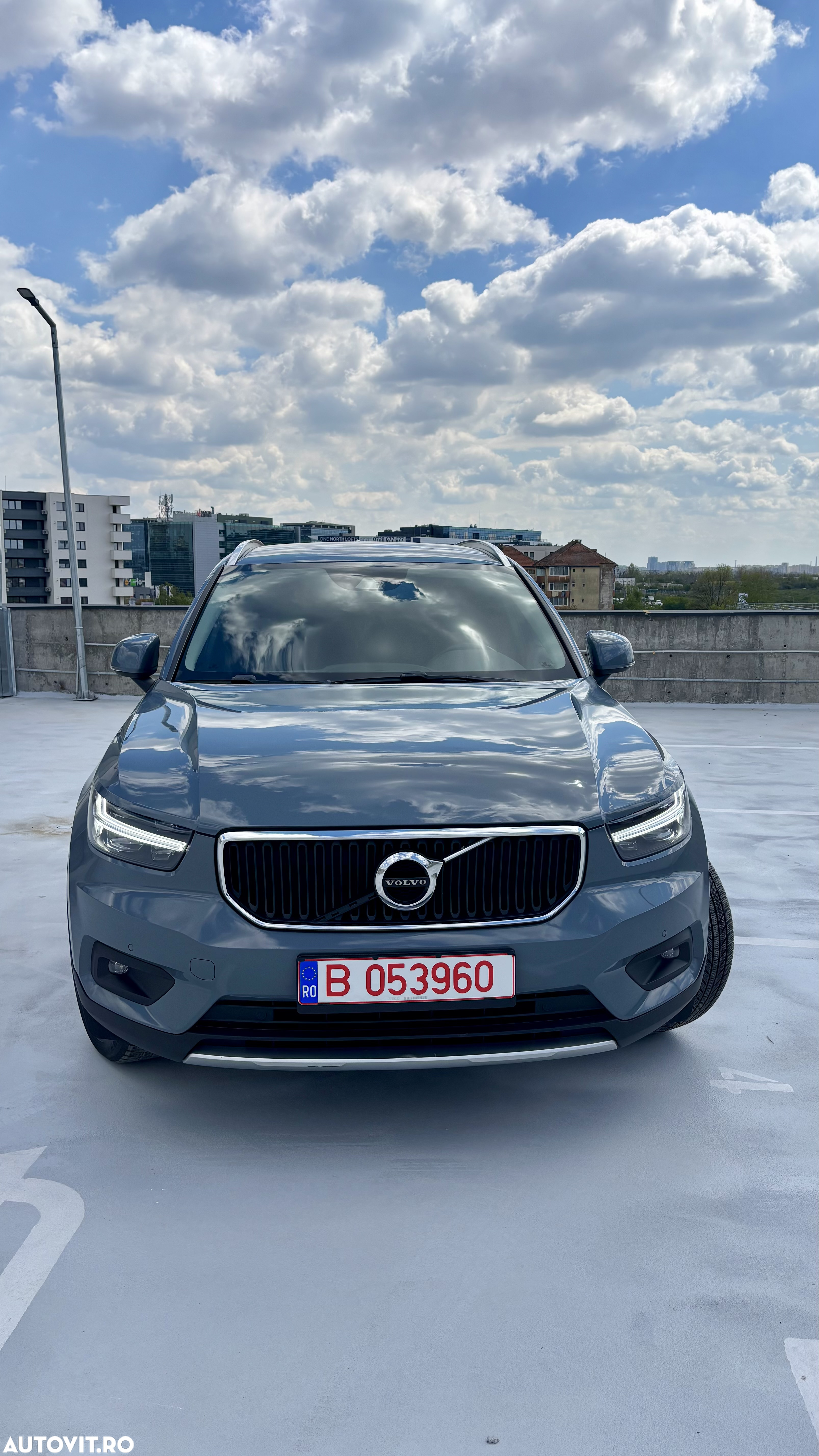 Volvo XC 40 T2 AT8 Momentum - 10