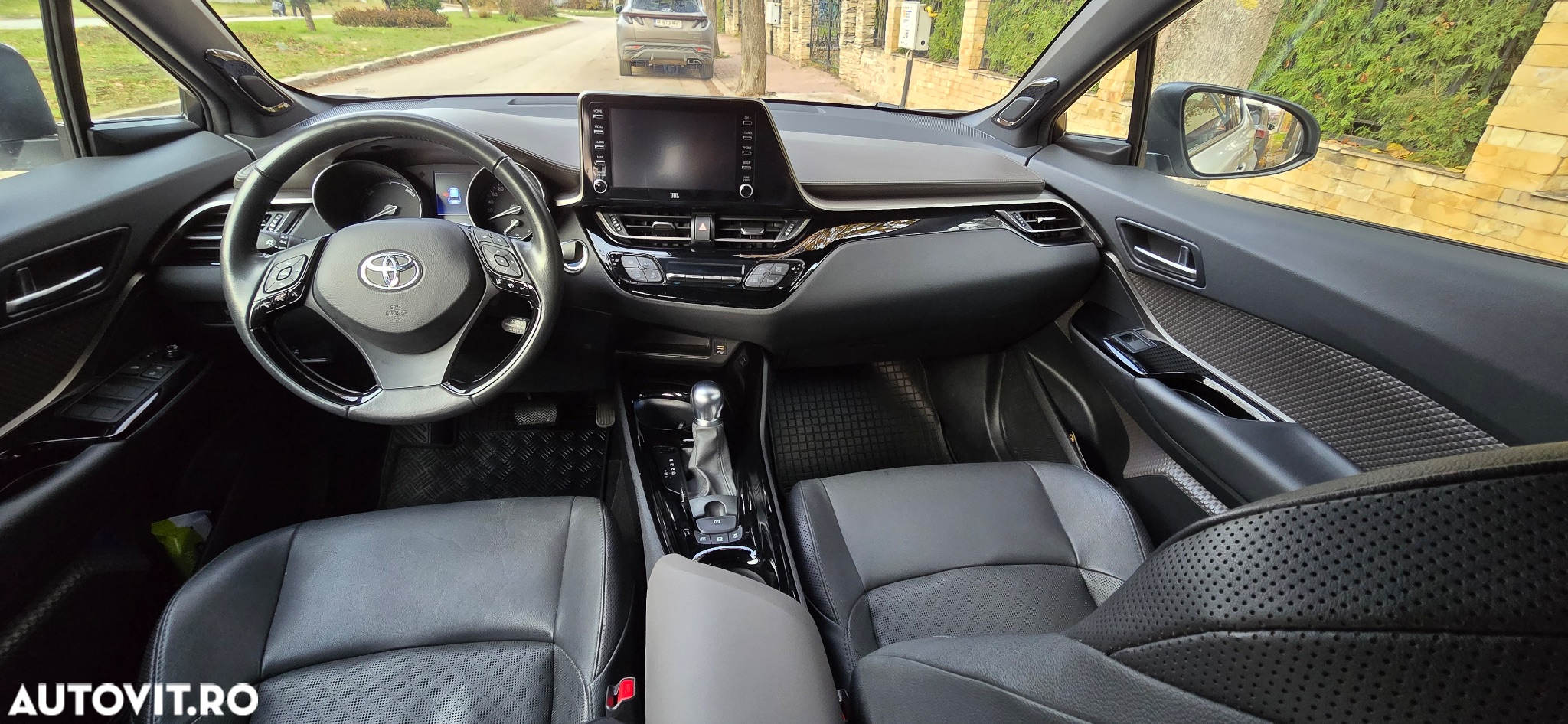 Toyota C-HR 2.0 HSD 184 CP 4x2 CVT Classy Bi-Tone - 7
