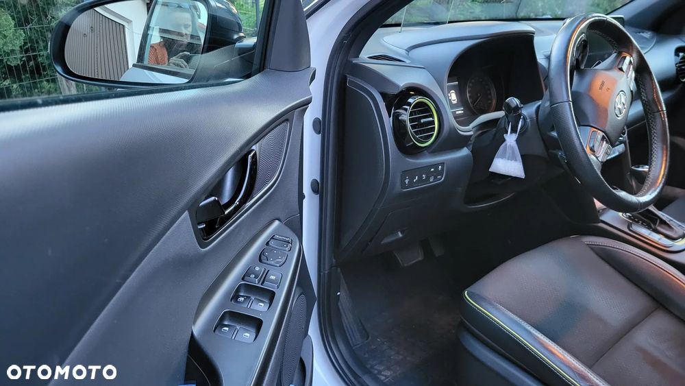Hyundai Kona 1.6 GDI Hybrid Premium DCT - 9