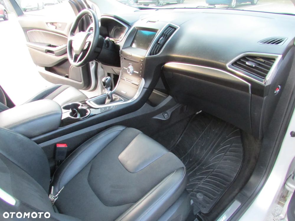 Ford Edge 2.0 TDCi 4x4 ST-LINE - 8