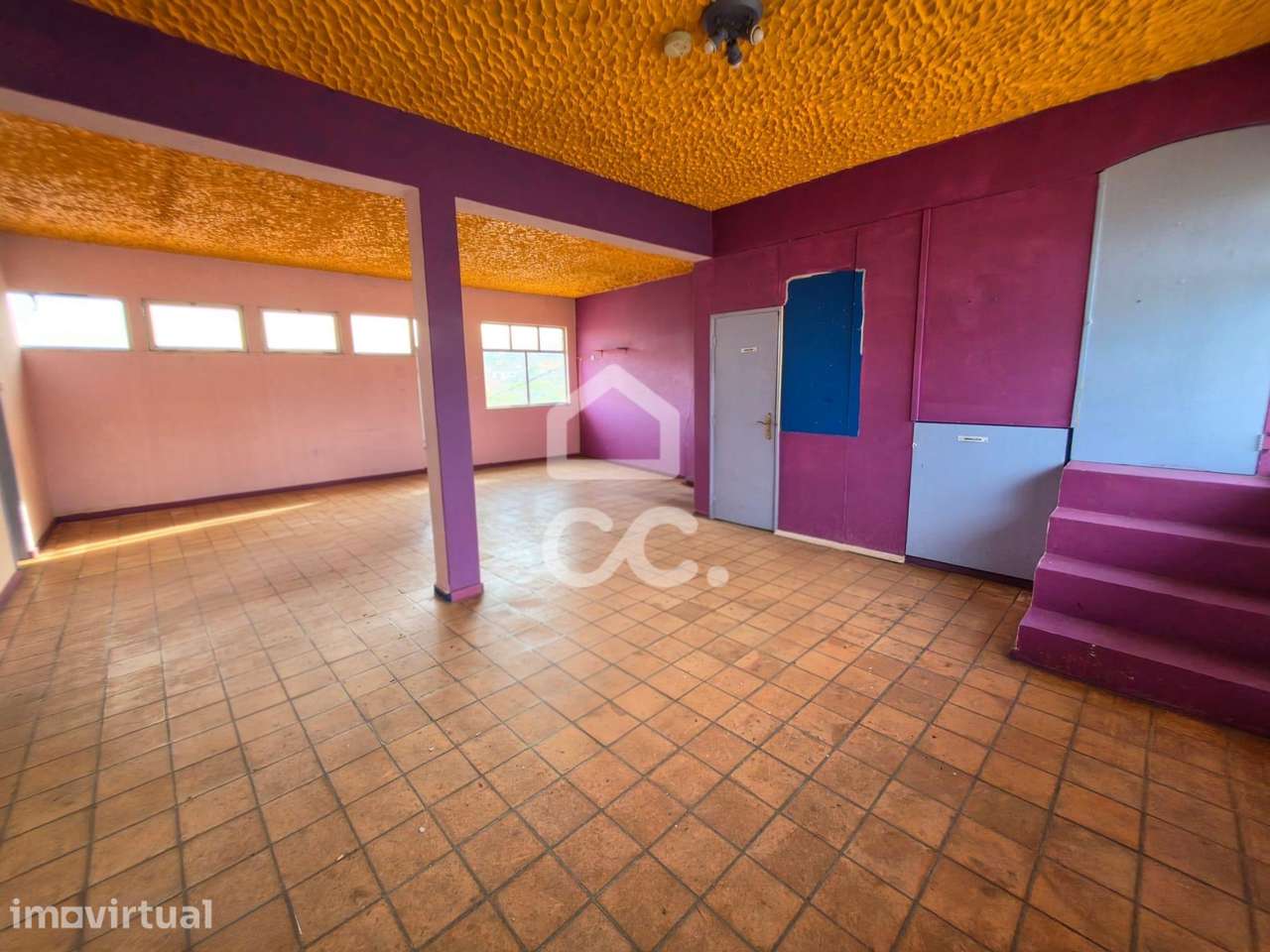 Moradia Independente com garagem parar econstrução - Grande imagem: 2/20