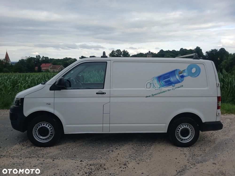 Volkswagen Transporter - 4