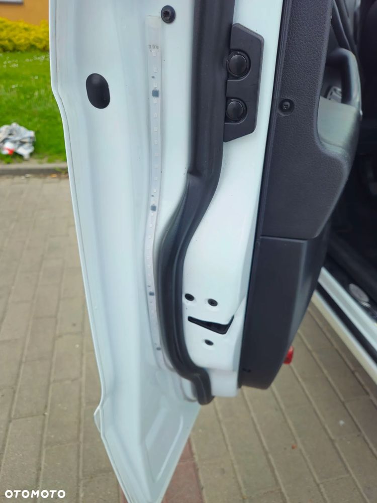 Ford S-Max 1.6 T Titanium - 17