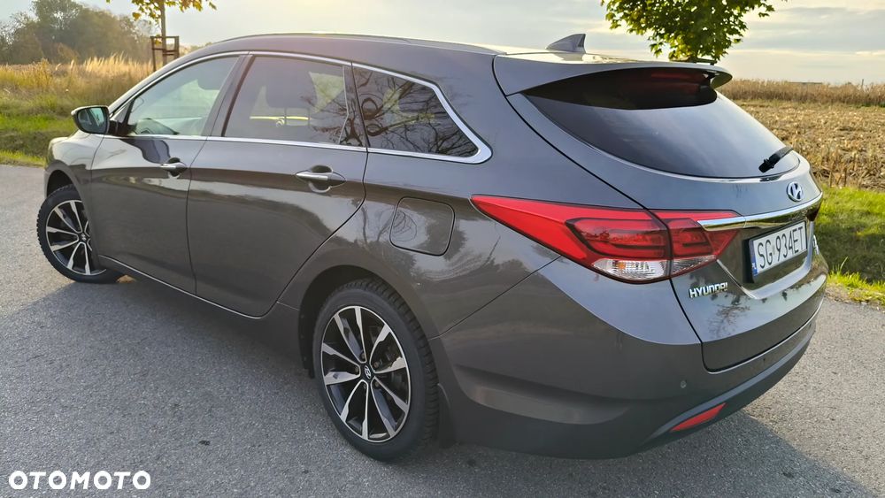 Hyundai i40 Kombi blue 1.6 CRDi Space - 8