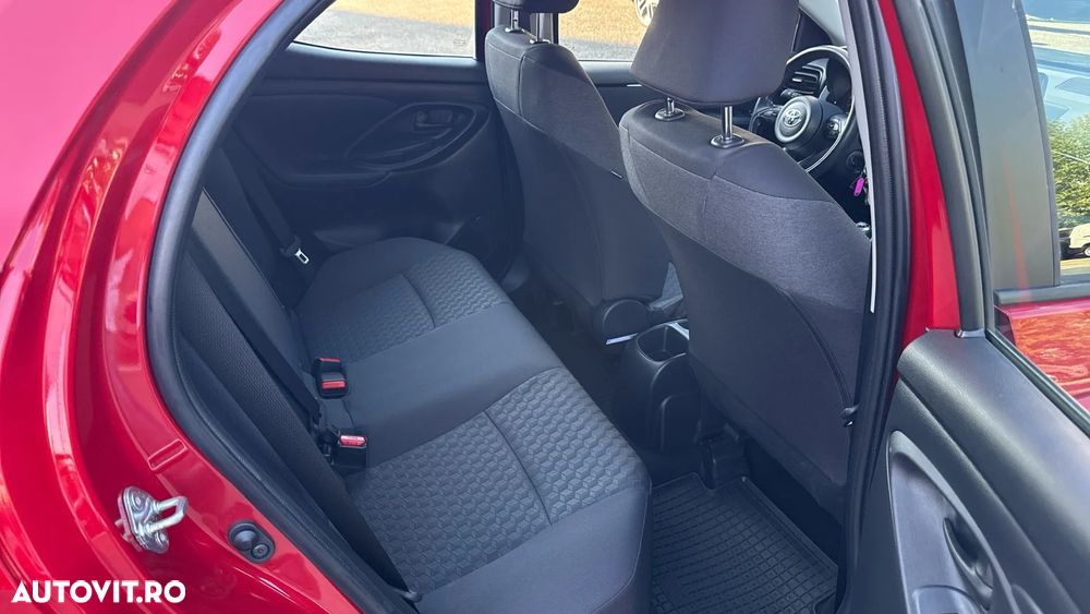 Toyota Yaris 1.5 L Dynamic - 29