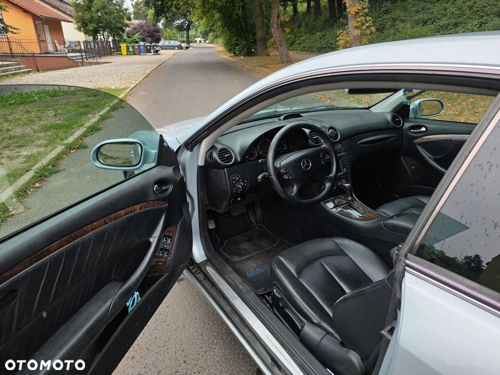 Mercedes-Benz CLK - 20
