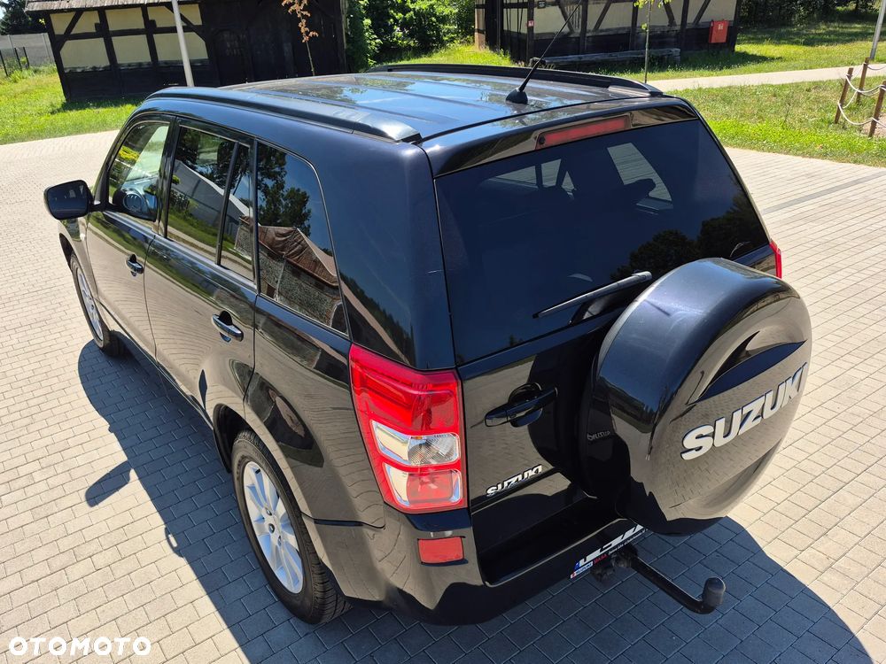 Suzuki Grand Vitara 2.0 De luxe - 7
