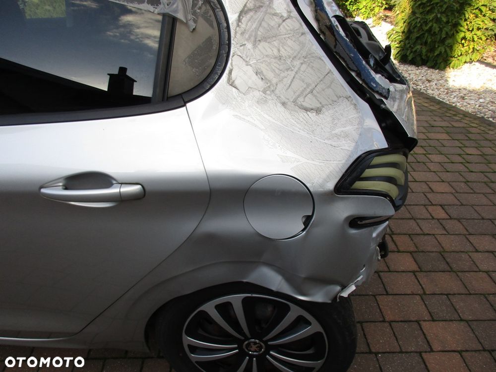 Peugeot 208 PureTech 82 Start & Stop Style - 13