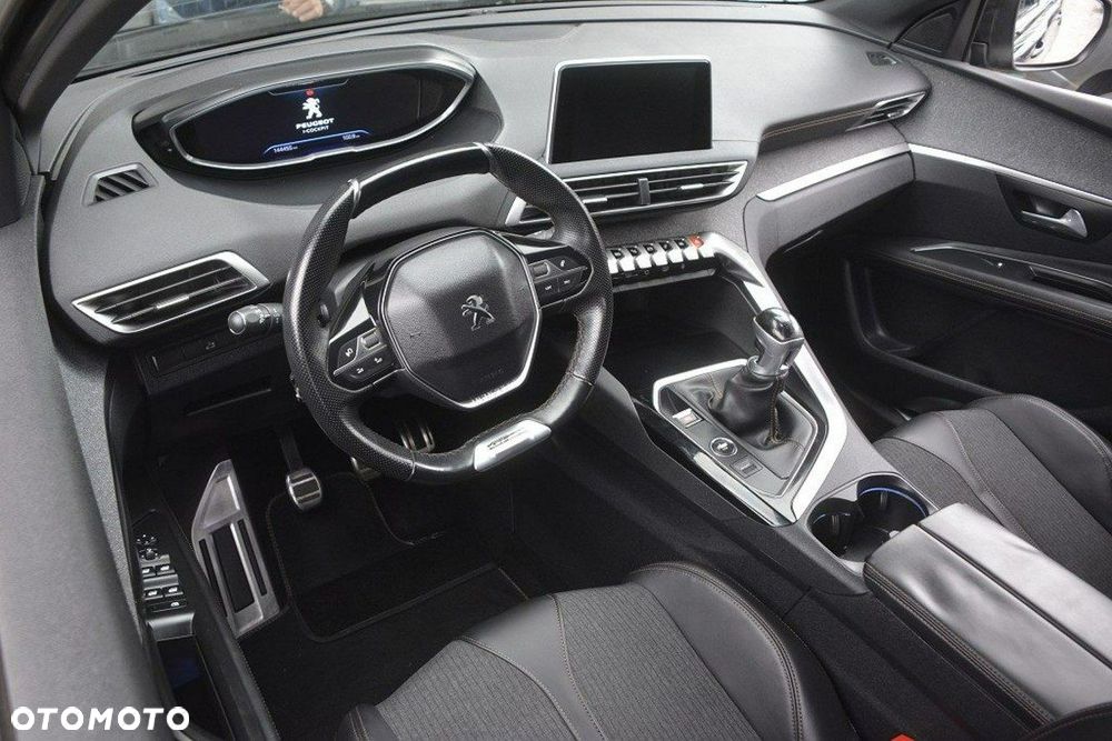 Peugeot 3008 1.5 BlueHDi GT S&S - 11