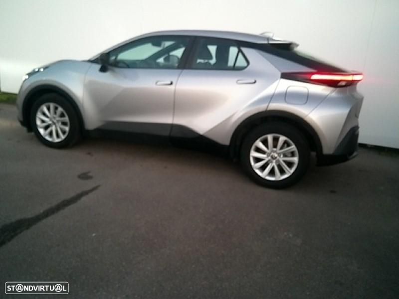 Toyota C-HR - 4