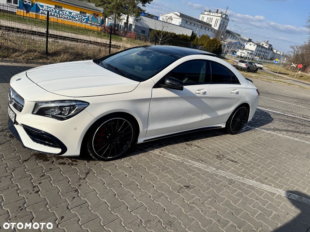 Mercedes-Benz CLA - 4