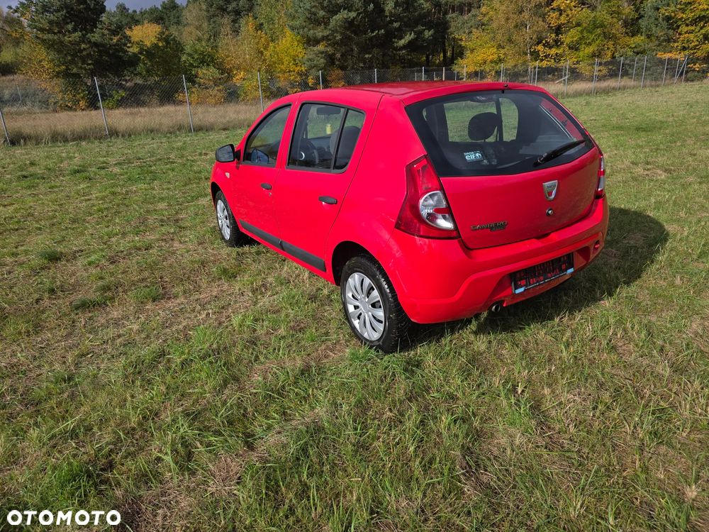 Dacia Sandero 1.2 16V Laureate II - 3