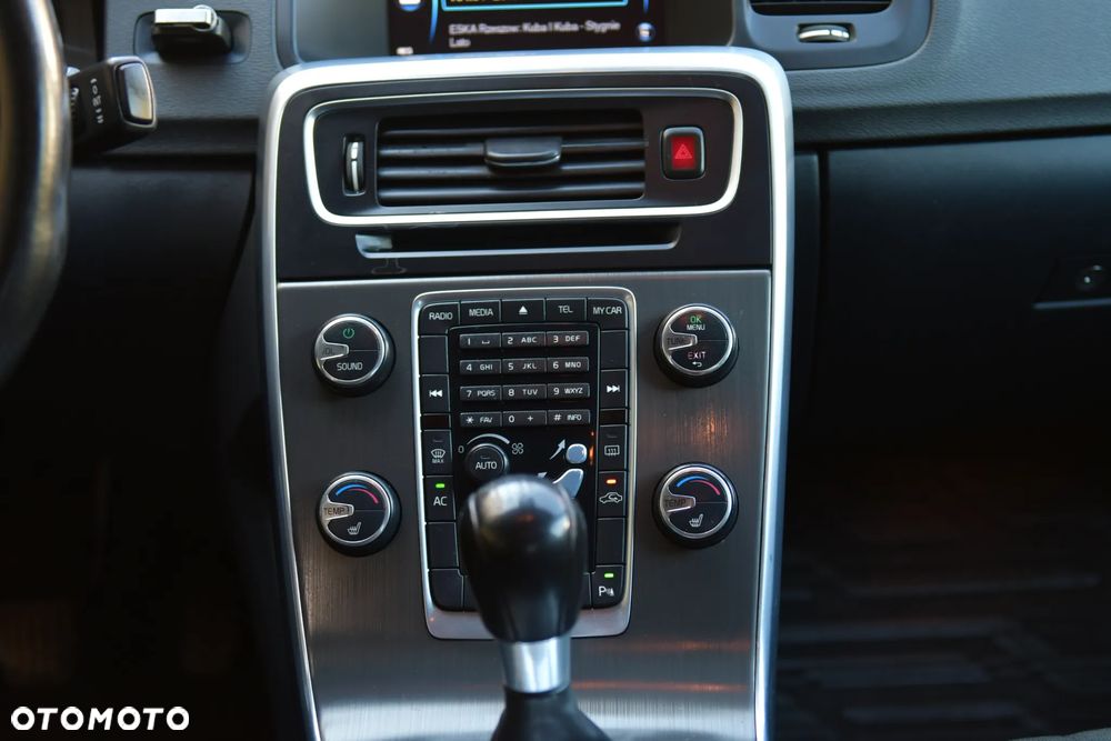 Volvo S60 D3 Momentum - 16