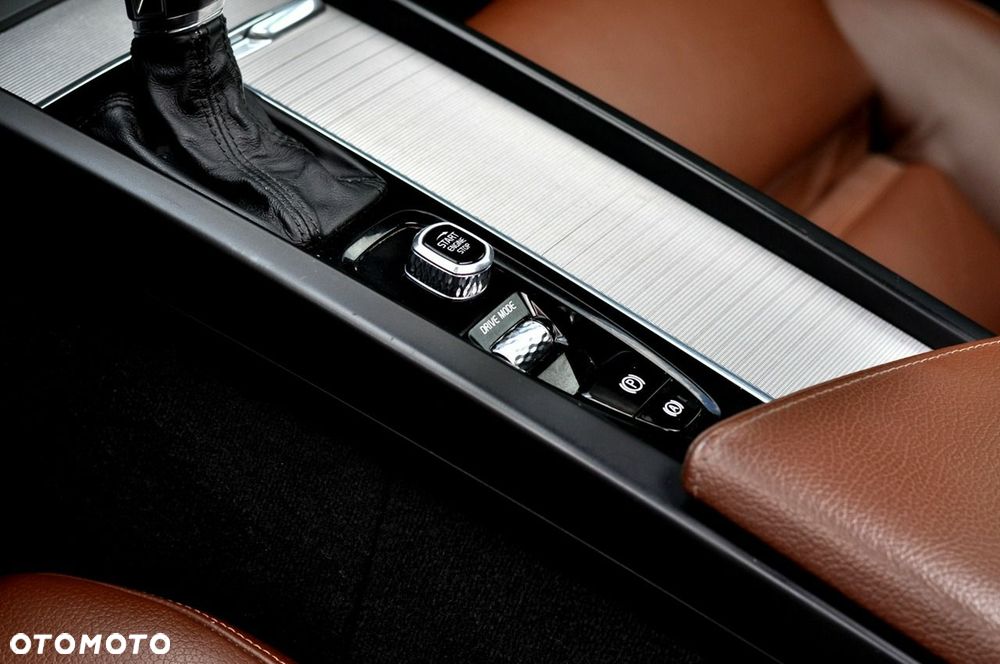 Volvo XC 60 D4 Geartronic Inscription - 26