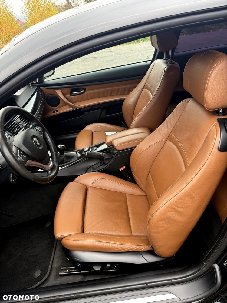 BMW Seria 3 2007 photo 2