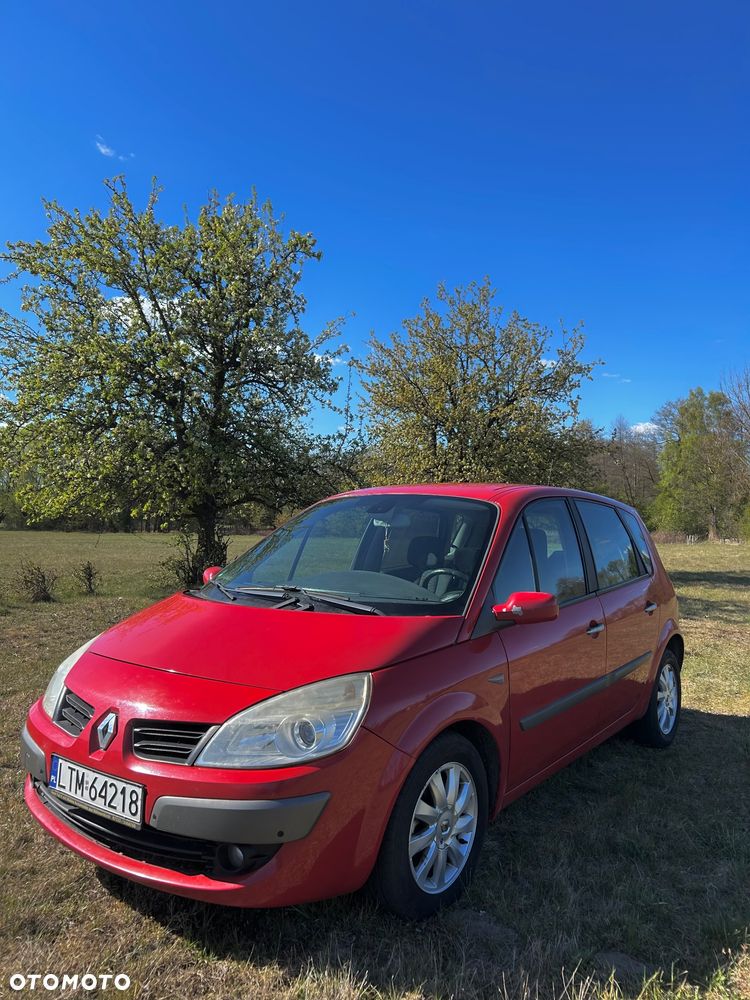 Renault Scenic - 1