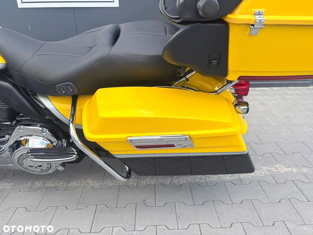 Harley-Davidson Touring Electra Glide - 12