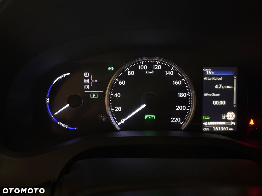 Lexus CT - 20