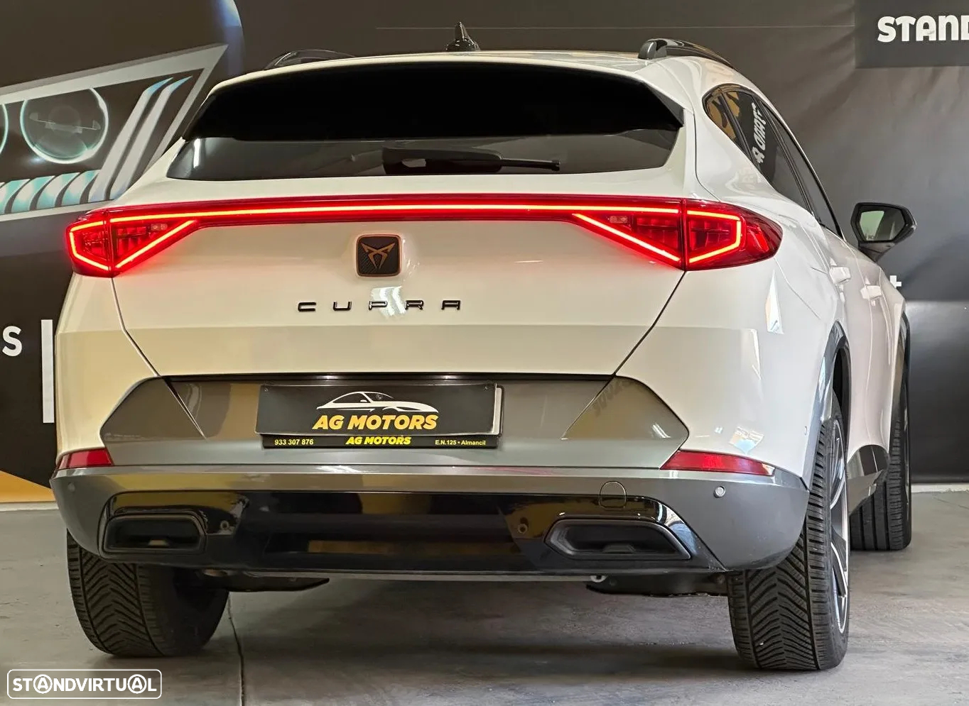 Cupra Formentor 1.4 e-Hybrid Plus DSG - 32