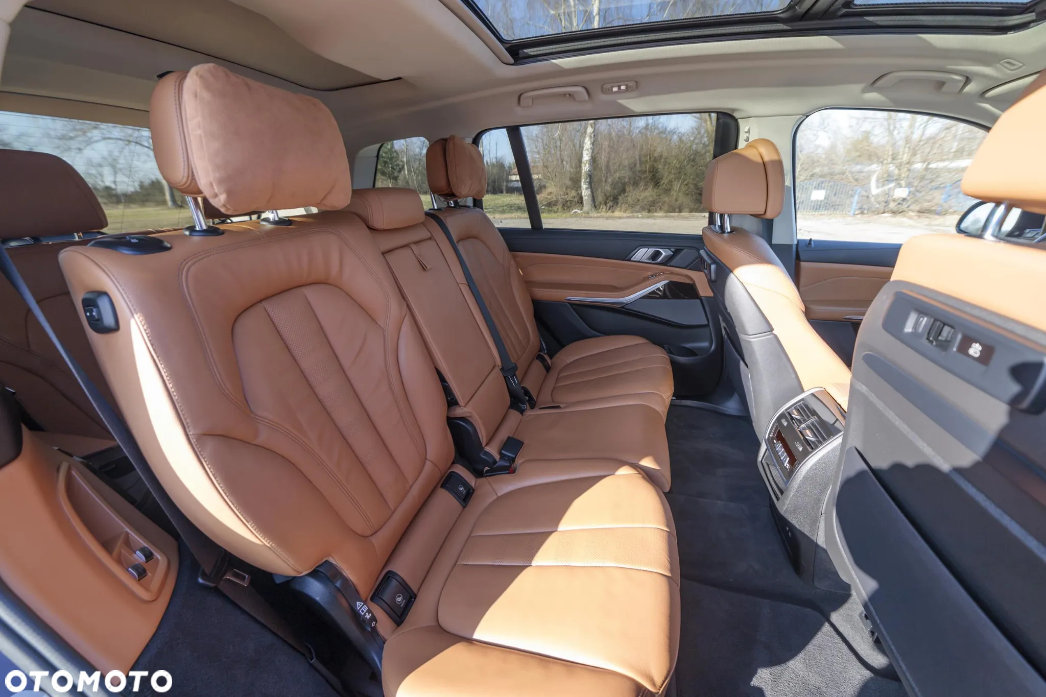 BMW X7 xDrive40i - 16